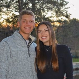 Meet your Posher, Connelly